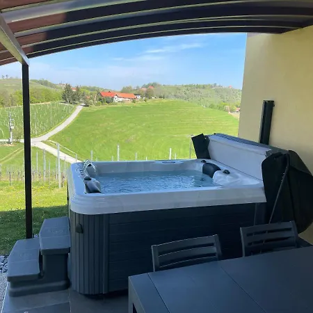 Liveza House Nyaraló Miklavz pri Ormozu