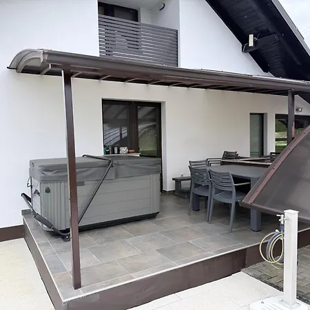 Liveza House Holiday home *