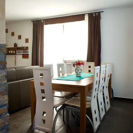 Liveza House Nyaraló