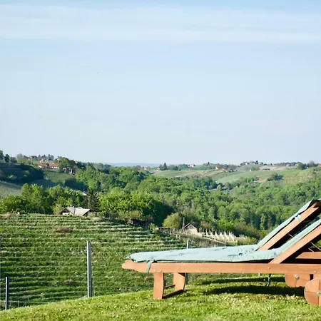 Σπίτι διακοπών Liveza House