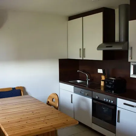 Liveza House *