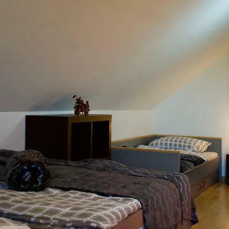 Nyaraló Liveza House